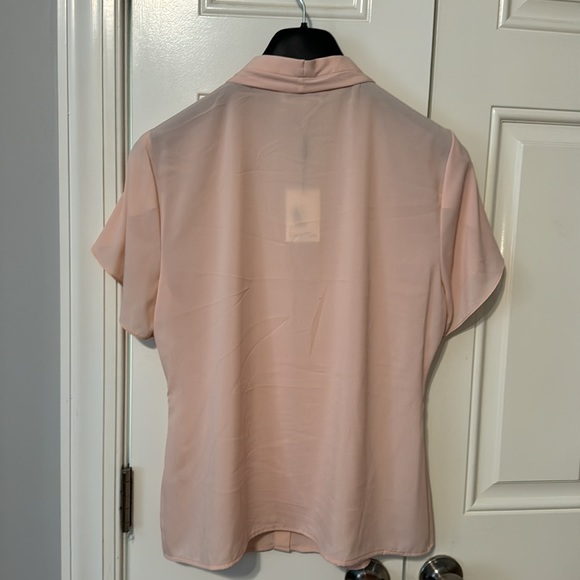 NWT Calvin Klein petal sleeve suit separate shirt in a soft shell pink.Size XL - Picture 2 of 8